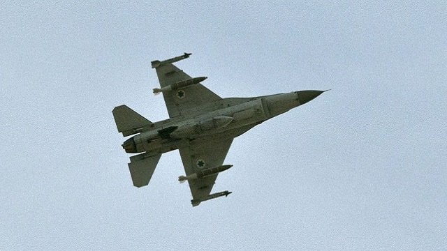 العراق يتسلّم أول مقاتلة من طراز إف - 16 من الولايات المتحدة