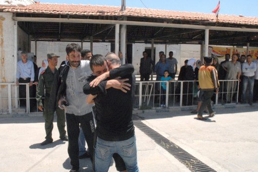 سورية .. إطلاق سراح مئات الموقوفين
