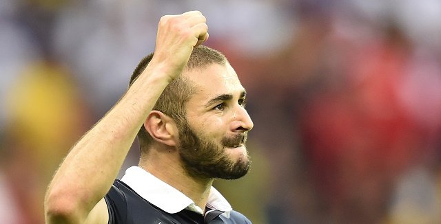 بالصور.. الديوك ترسل رسائل تحذيرية لعمالة المونديال بعد هاتريك في شباك هوندوراس