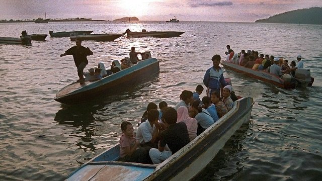 66 مفقودا قبالة السواحل الماليزية إثر غرق مركب يحمل مهاجرين غير شرعيين