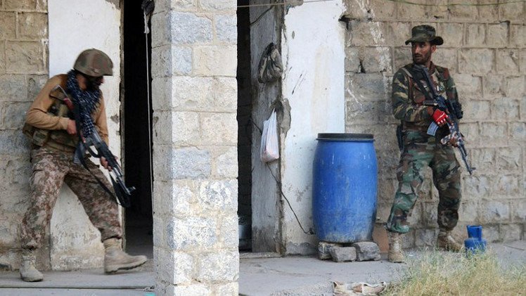 مقتل 10 مسلحين في عملية عسكرية بشمال باكستان 