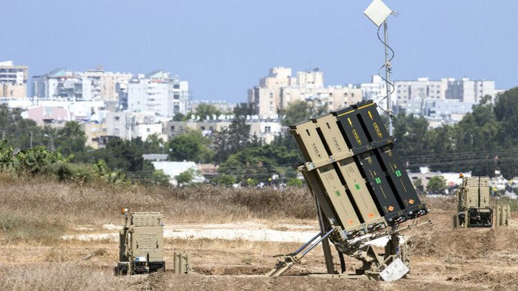 سماع انفجارات في القدس وصفارات الإنذار تدوي في المدينة