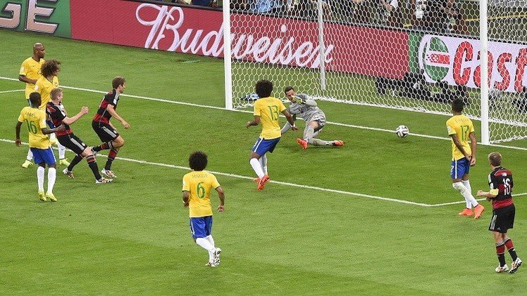 ألمانيا تصعق البرازيل بسباعية في عقر دارها وتبلغ نهائي مونديال 2014
