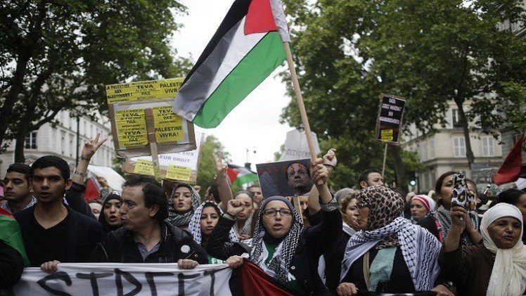 فرنسا.. أول بلد يحظر تظاهرة تضامنية مع الفلسطينيين