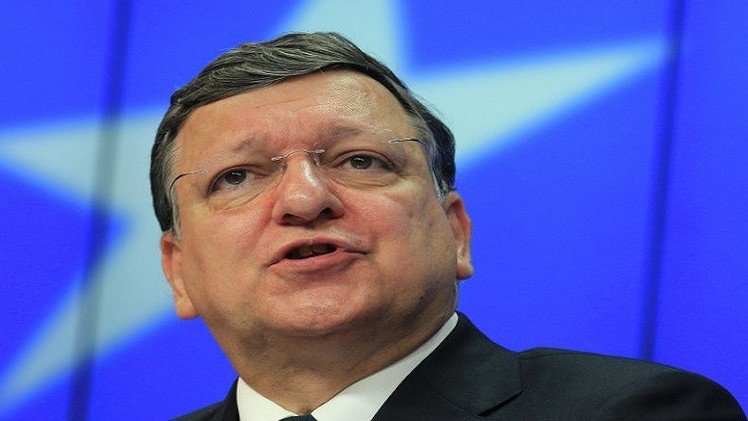 المفوضية الأوروبية تقدم مقترحات لفرض عقوبات على قطاعات معينة في الاقتصاد الروسي