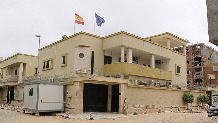 دول أوروبية تجلي رعاياها من ليبيا