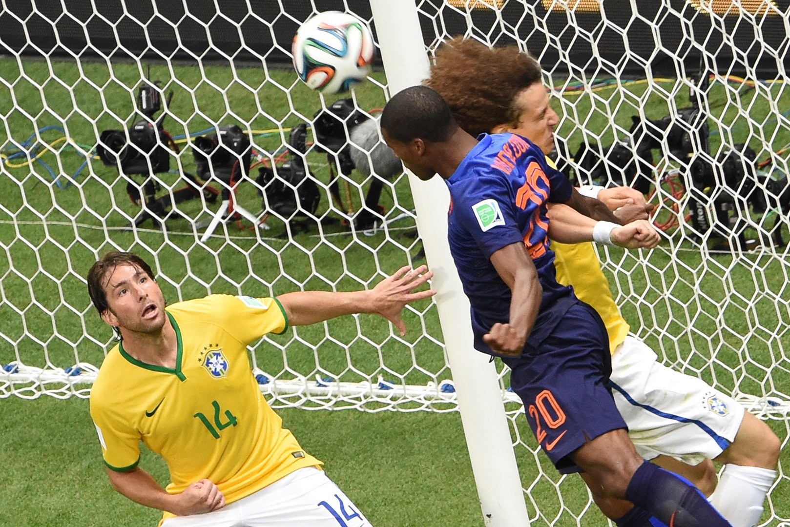 المنتخب الهولندي يتوج ببرونزية مونديال البرازيل 2014