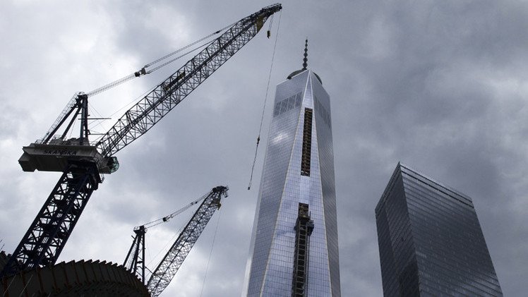 اتهام شركة مقاولات مكلفة بأعمال داخل مركز التجارة العالمي 1 بالاحتيال