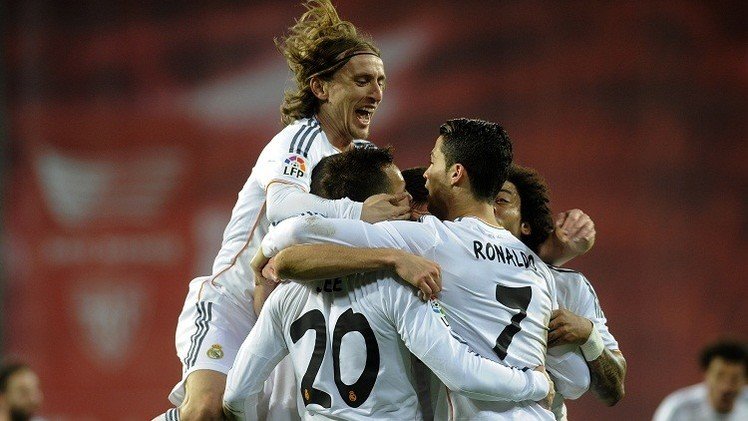 240 مليون يورو يهاجم فيها ريال مدريد خصمه إشبيلية في كأس السوبر الأوروبي
