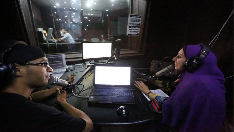 المرأة العربية.. دورها في المنزل وخارجه