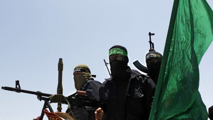 كتائب القسام تعلن مقتل 3 من كبار قادتها في غارة جوية إسرائيلية على قطاع غزة