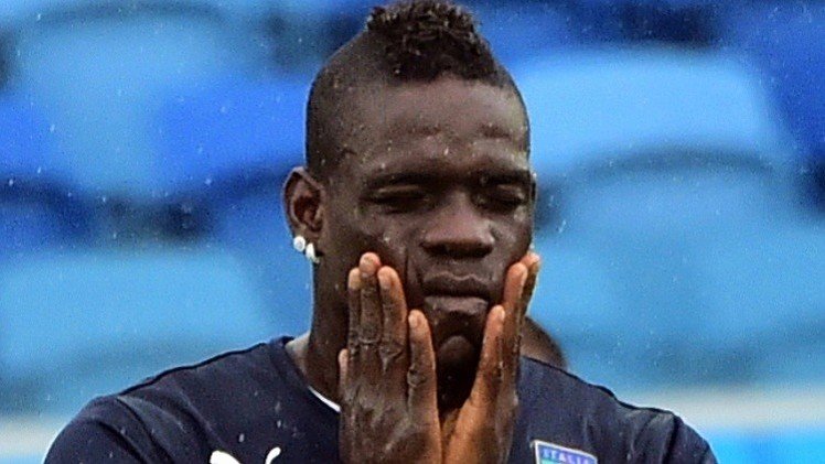 ليفربول طلب من بالوتيلي التوقف عن تصرفاته الغريبة