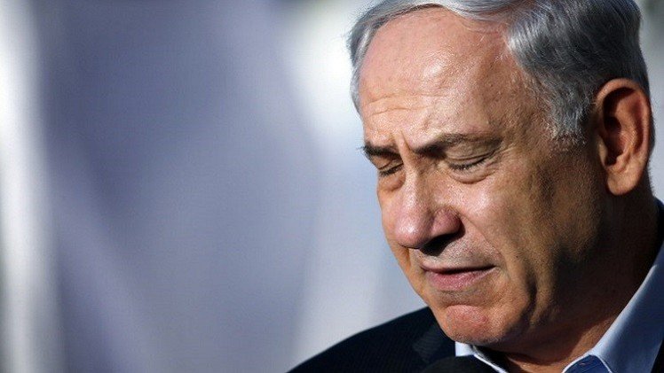 استطلاع: انخفاض شعبية نتنياهو إلى أقل من النصف منذ بدء العملية في غزة