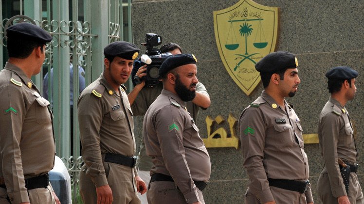 السعودية.. اعتقال 8 مشتبهين بالتحريض على الانضمام لجماعات متطرفة  