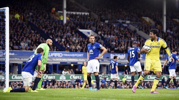تشيلسي يهزم إيفرتون في معقله بنصف دزينة