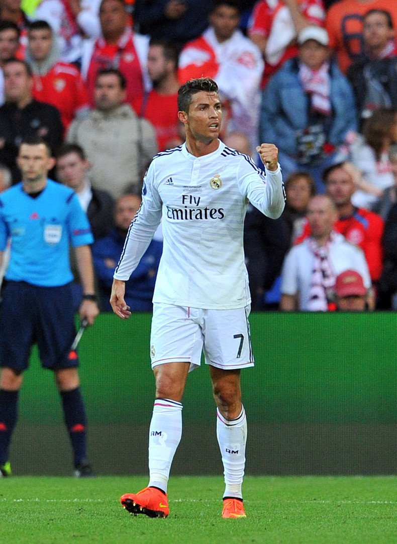  ريال مدريد يتوج بلقب كأس السوبر الأوروبية 2014