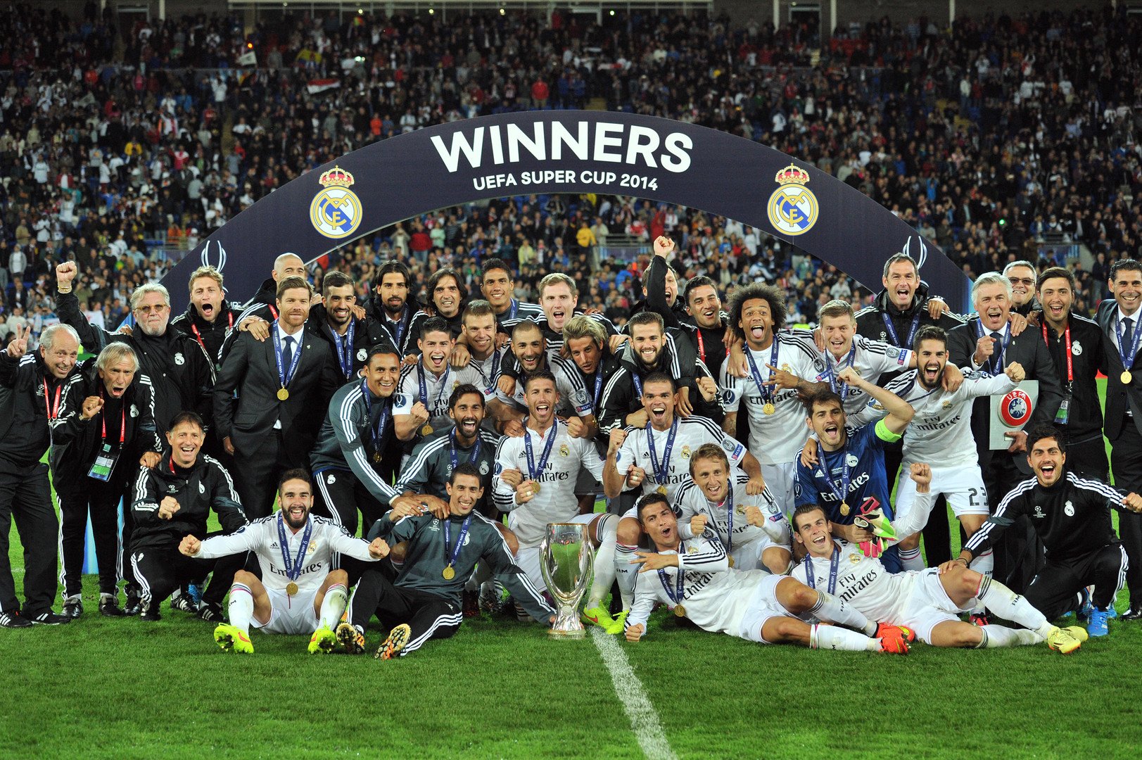  ريال مدريد يتوج بلقب كأس السوبر الأوروبية 2014