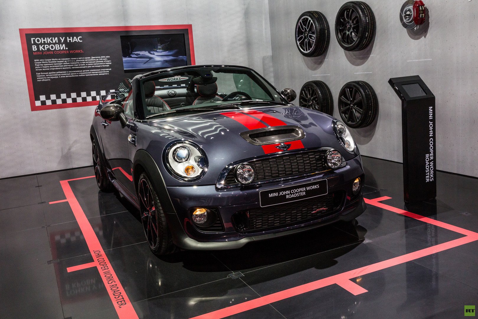 MINI JOHN COOPER WORCS ROADSTER