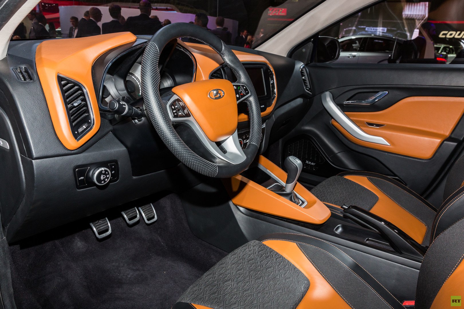 LADA XRAY CONCEPT 2 صالون سيارة