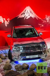 MITSUBISHI OUTLANDER PHEV