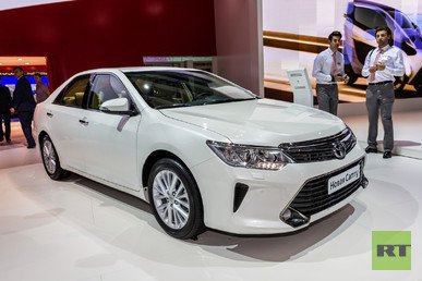 TOYOTA CAMRY 