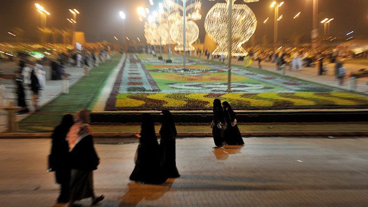 السعودية.. "الهيئة" تعتذر لبريطاني تعرض للضرب من قبل أحد أعضائها