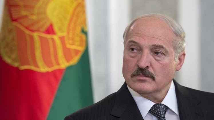 لوكاشينكو: زعزعة الاستقرار في أوكرانيا بطلب من واشنطن خلق مخاطر لروسيا وبيلاروس