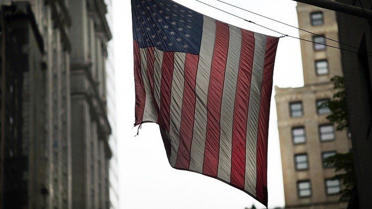 سوق الأسهم الأمريكية تفتح الثلاثاء على انخفاض