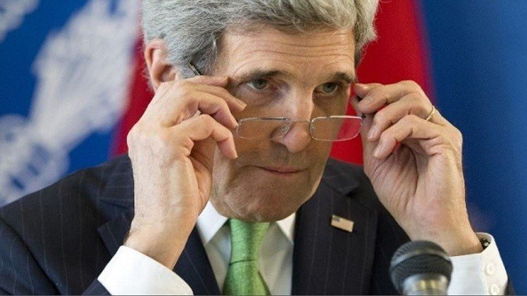كيري يبدأ جولة في المنطقة لبناء تحالف ضد تنظيم الدولة