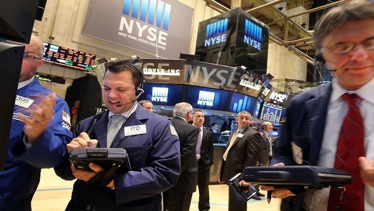 المؤشرات الأمريكية تغلق تداولات نهاية الأسبوع على انخفاض  
