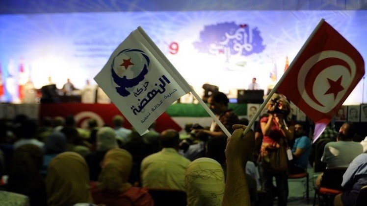   مرشح للبرلمان عن "النهضة" يخالف قرارها ويتقدم للرئاسة التونسية