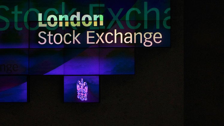 البورصات الأوروبية تتراجع اليوم بفعل البيانات السلبية