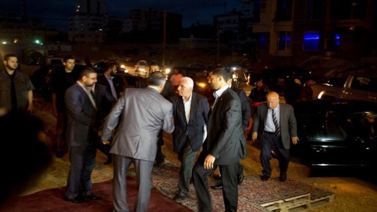 حماس وفتح تتفقان على عودة أجهزة السلطة إلى غزة 
