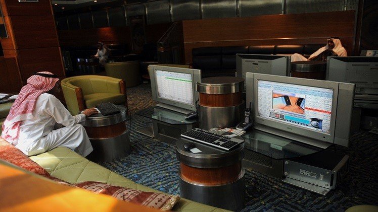 مؤشرا قطر ودبي يتراجعان خلافا للمؤشر السعودي  