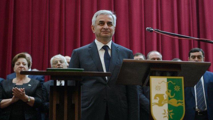 رئيس أبخازيا الجديد يقيل الحكومة