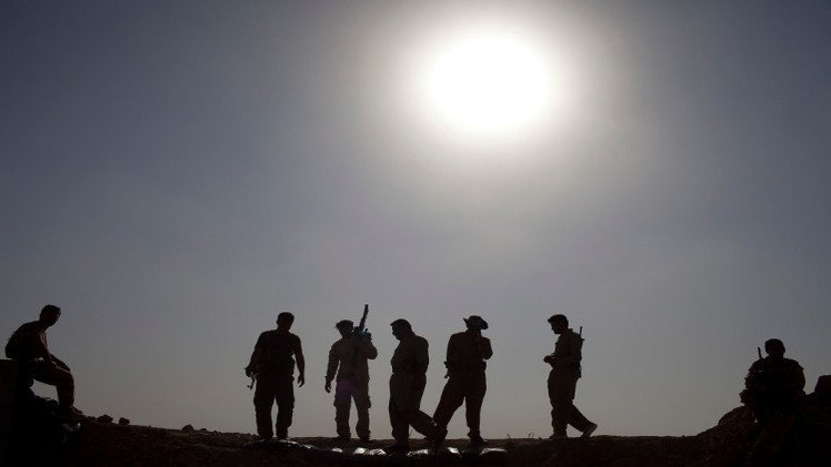 "داعش" يضيق الخناق على عين العرب.. وأكرادها يستعدون لحرب شوارع