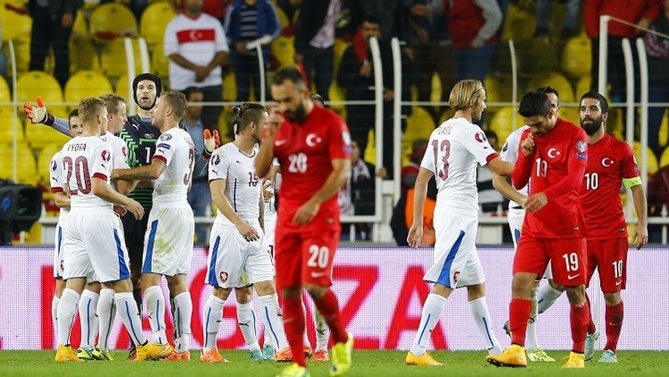 التشيك تهزم تركيا في عقر دارها ضمن تصفيات القارة العجوز