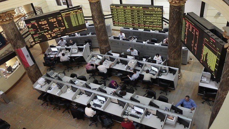 المؤشرات المصرية تنخفض في تداولات بداية الأسبوع 