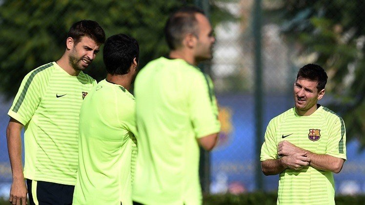 برشلونة يلاقي أياكس على أمل تحسين موقعه في دوري الأبطال