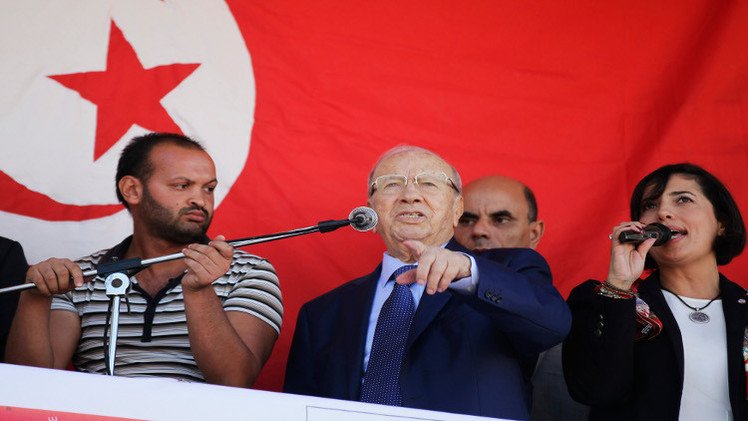 الانتخابات التونسية: حزب النهضة يقر بالهزيمة ويهنئ نداء تونس