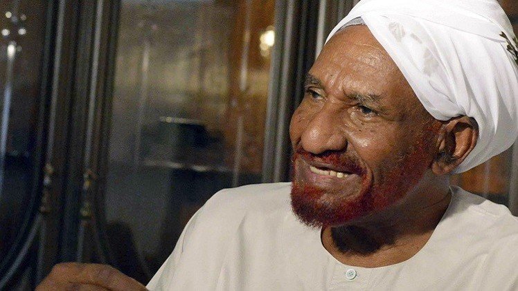 السودان: الصادق المهدي يعرض "خروجا سلسا" للبشير