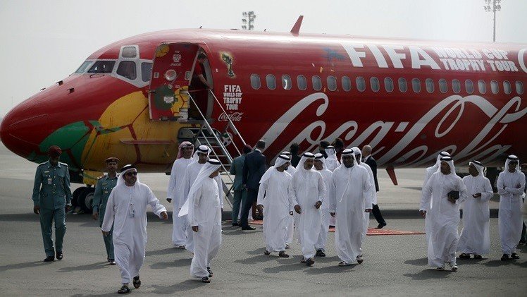 طيران الإمارات وسوني لن يجددا عقد رعايتهما للفيفا