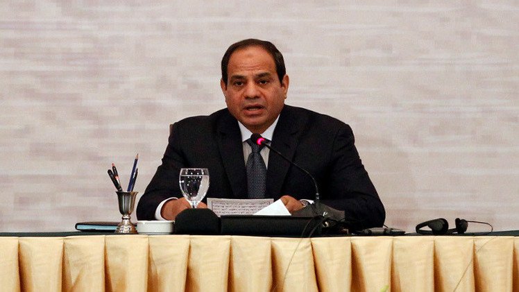 السيسي: سنعوض أهالي سيناء والإخوان يسعون لإراقة الدماء 
