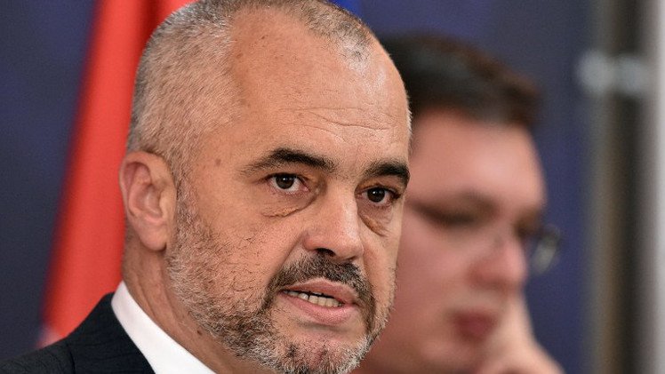 رئيس وزراء صربيا مخاطبا نظيره الألباني: لن أسمح لأحد بإهانة بلادي