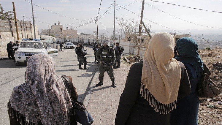 طعن شاب فلسطيني في القدس