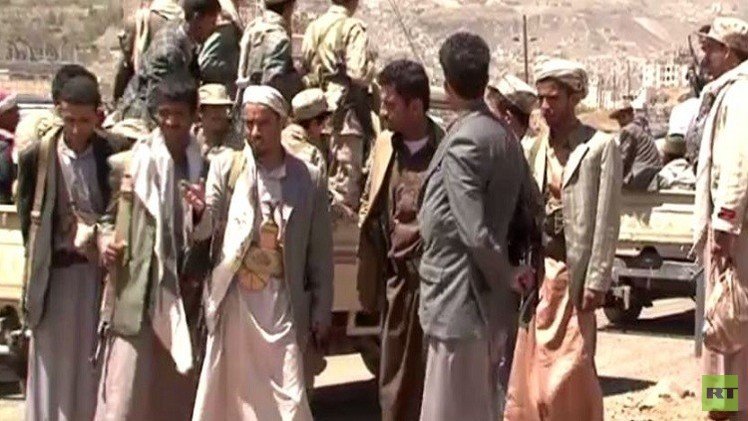 تواصل المواجهات في مناطق عدة باليمن