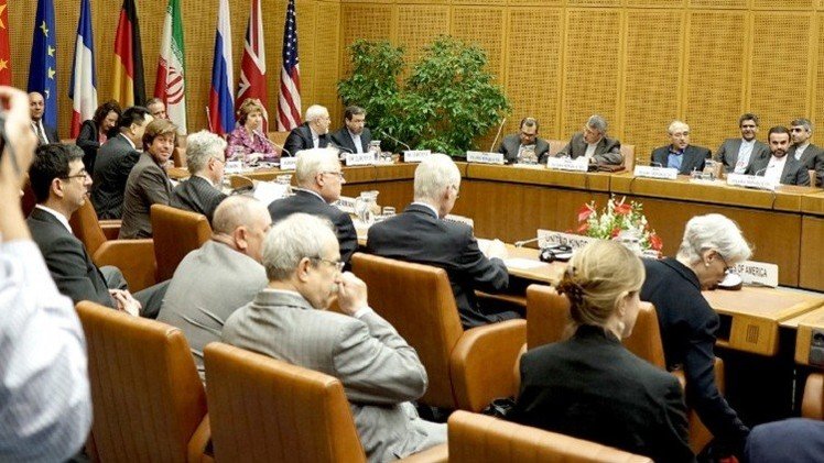 كيري: لا نريد اتفاقا شكليا مع إيران 