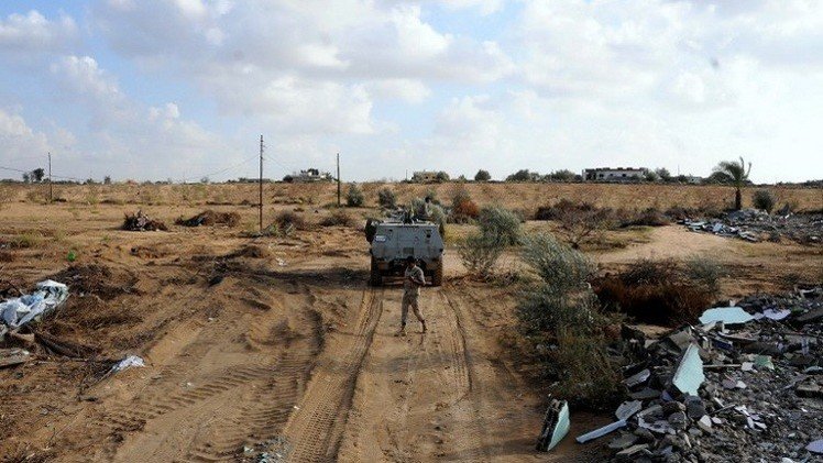 مقتل ضابط وإصابة عنصر أمن بتفجير شمال سيناء
