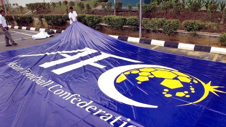 الاتحاد الآسيوي سيدعم بلاتر في انتخابات الفيفا رغم ترشح الأمير علي بن الحسين