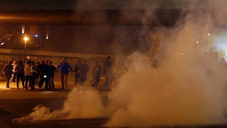 قتيلان و13 جريحا حصيلة الاحتجاجات على براءة مبارك